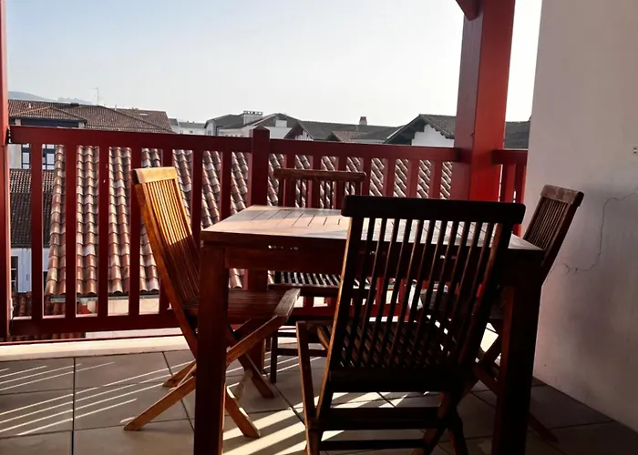 Апартаменти A 10mn Du Centre A Pied *