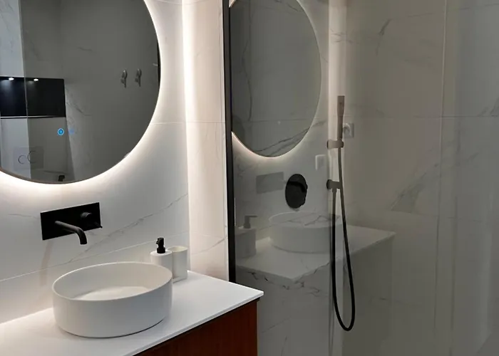 Апартаменти A 10mn Du Centre A Pied