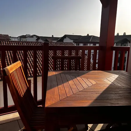 A 10mn Du Centre A Pied *