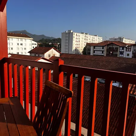 A 10mn Du Centre A Pied Сен-Жан-де-Люз